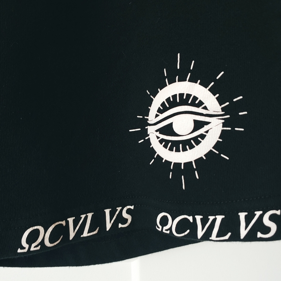 2 pair Men's OCVLVS shorts - Picture 2 of 2